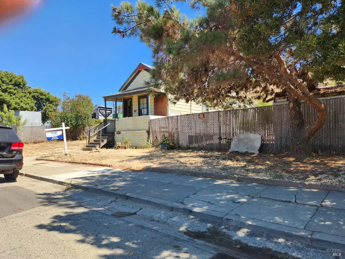 303 Lemon Street, Vallejo, CA 94590 - Image #1