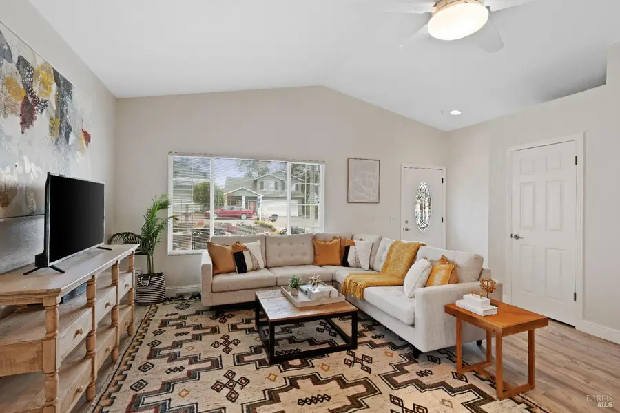 111 Philip Drive, Healdsburg, CA 95448 - #3