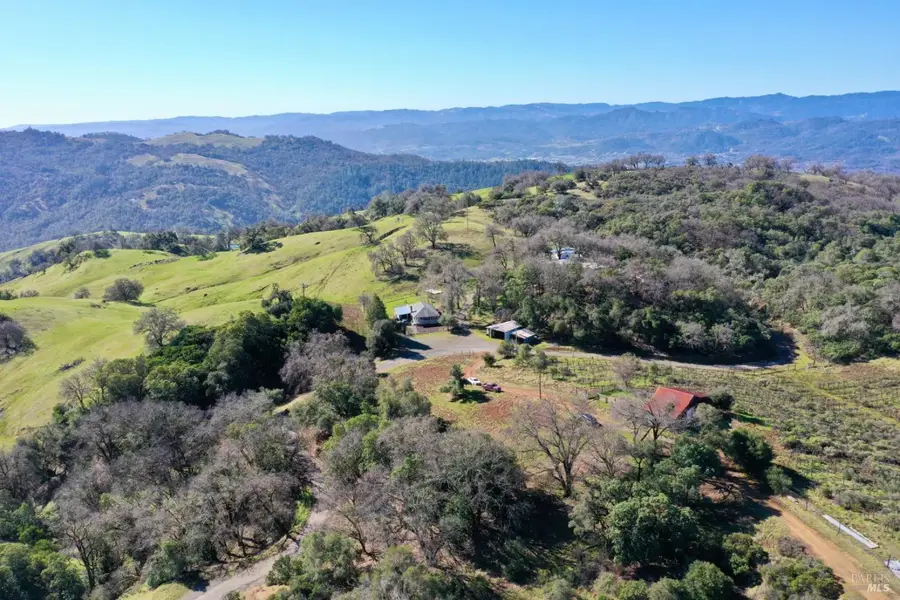 32400 Pine Mountain Road, Cloverdale, CA 95425 - Image #2