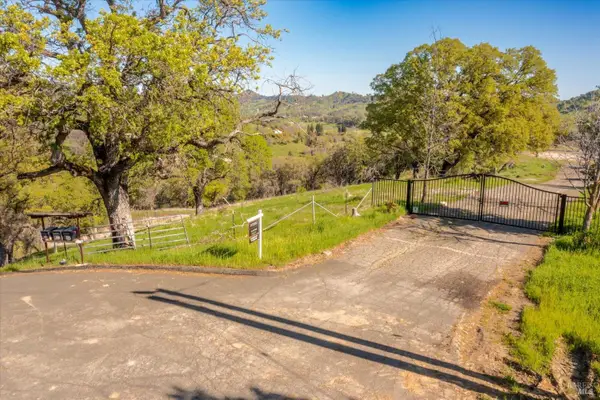 6958 Oak Tree Trail, Vacaville, CA 95688