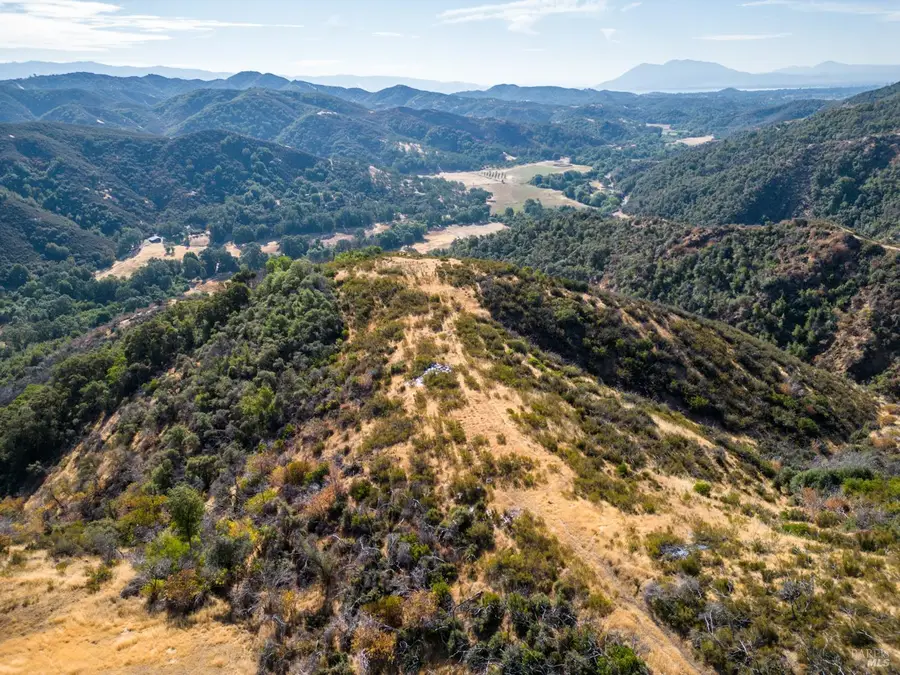 7265 Scotts Valley Road, Lakeport, CA 95453 - Image #2