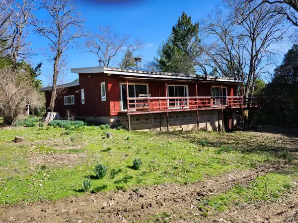 1075 Dutyville Road, Garberville, CA 95542