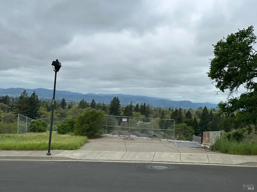 1167 Castle Oaks Drive, Napa, CA 94558 - Image #3