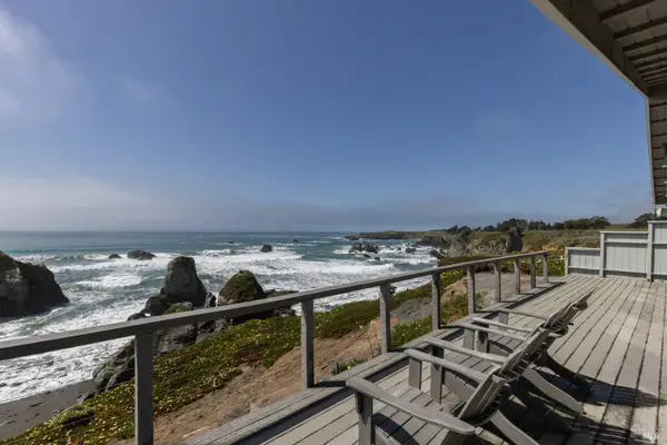 6175 Highway 1, Bodega Bay, CA 94923