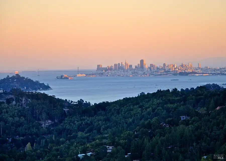 128 Ridgecrest Road, Kentfield, CA 94904 - Image #2