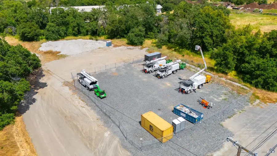 27101 Chrome Iron Road, Cloverdale, CA 95425 - Image #3