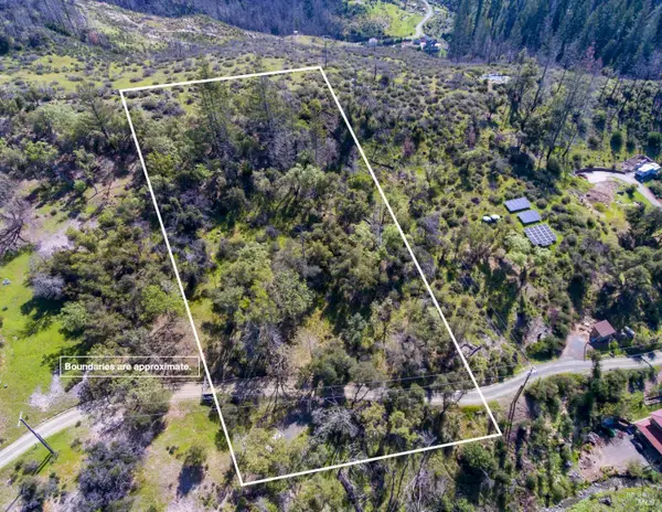 7935 St Helena Road, Santa Rosa, CA 95404