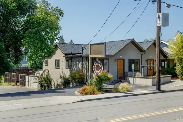 733 Healdsburg Avenue, Healdsburg, CA 95448