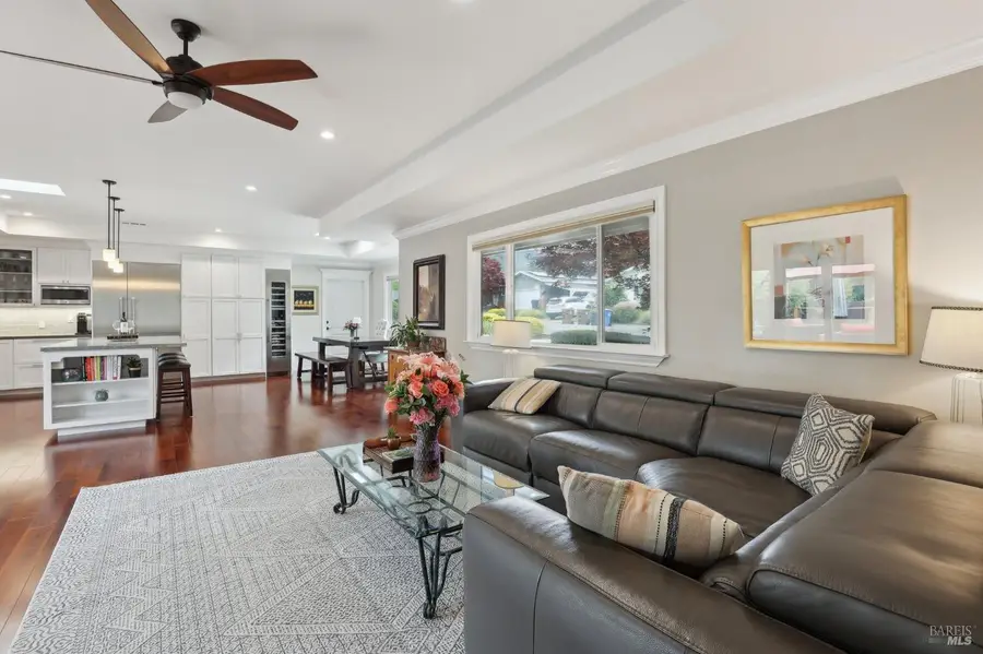 1057 La Grande Avenue, Napa, CA 94558 - Image #2