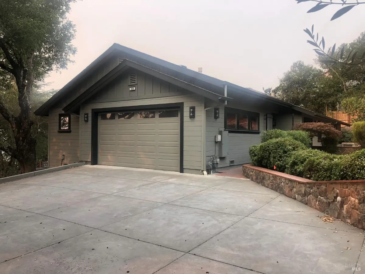 1026 Sunset Drive, Healdsburg, CA 95448 - Image #1