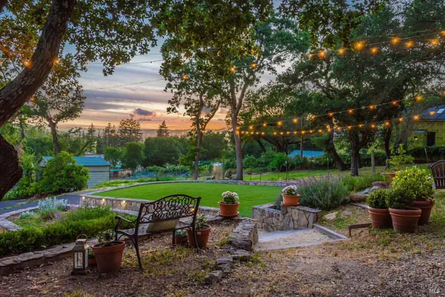 1114 Mount George Avenue, Napa, CA 94558 - Image #3