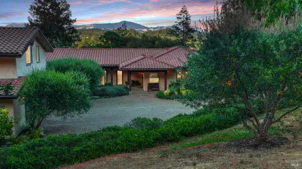 9981 W Dry Creek Road, Healdsburg, CA 95448