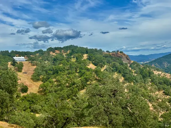 2371 Mcnab Ranch Road, Ukiah, CA 95482