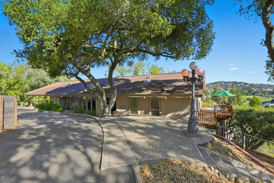 16 Burning Tree Drive, Novato, CA 94949 - Image #2