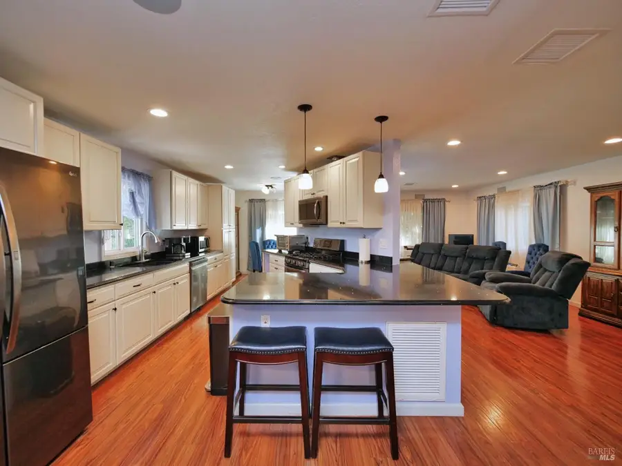 87 Gloria Court, Vallejo, CA 94590 - Image #3