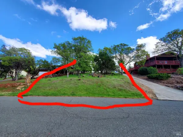17456 Meadow View Drive, Hidden Valley Lake, CA 95467