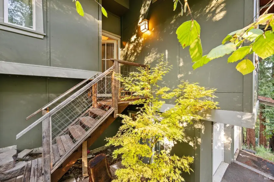 17506 Summit Avenue, Guerneville, CA 95446 - Image #2