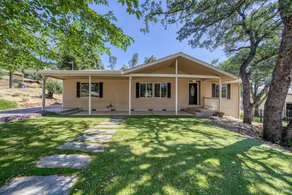 20250 Heartwood Court, Hidden Valley Lake, CA 95467