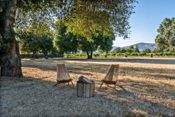 3301 Road B, Redwood Valley, CA 95470