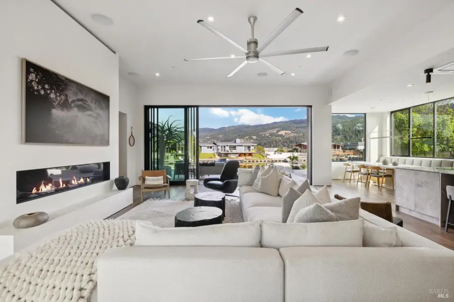 297 Seadrift Road, Stinson Beach, CA 94970 - Image #2