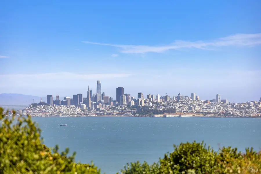 615 Sausalito Boulevard, Sausalito, CA 94965 - #3