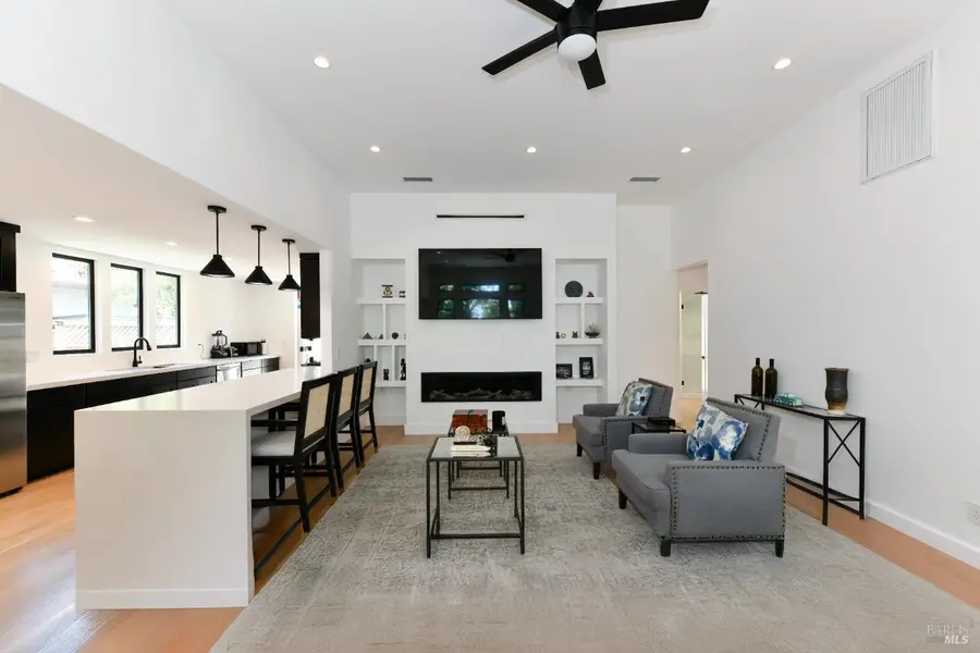 2470 W Pueblo Avenue, Napa, CA 94558 - #2