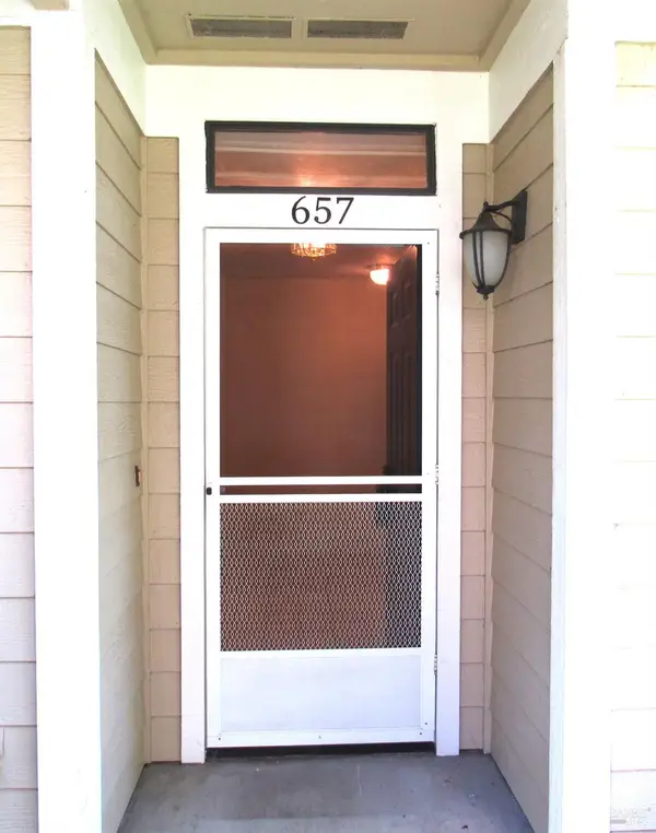 657 Cherry Avenue, Sonoma, CA 95476