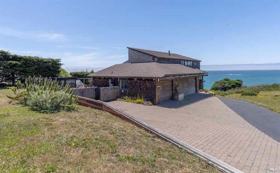 38460 Robinson Reef Drive, Gualala, CA 95445 - Image #3