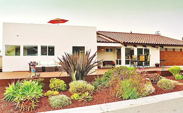 175 Tahiti Street, Morro Bay, CA 93442