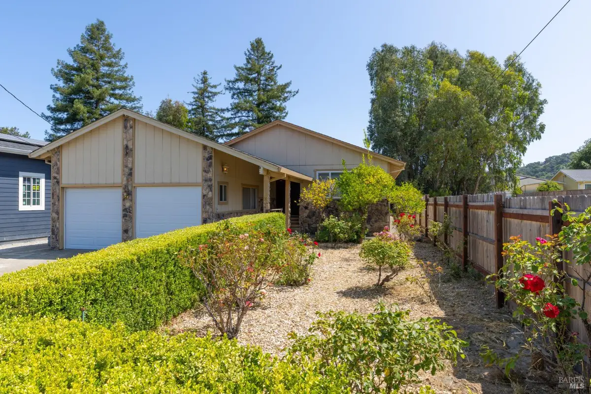 32 Roosevelt Avenue, San Rafael, CA 94903 - Image #1