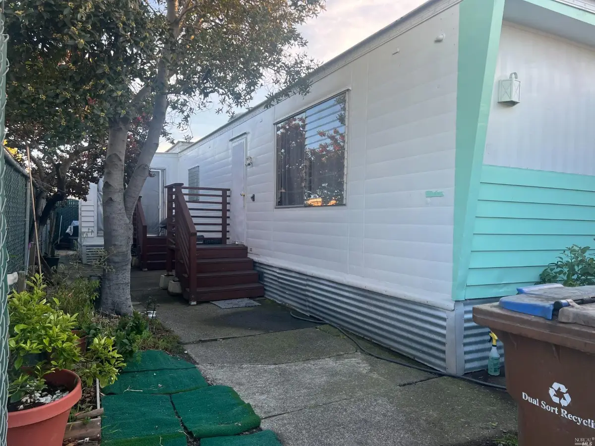 2130 Redwood Highway #F5, Greenbrae, CA 94904 - Image #1