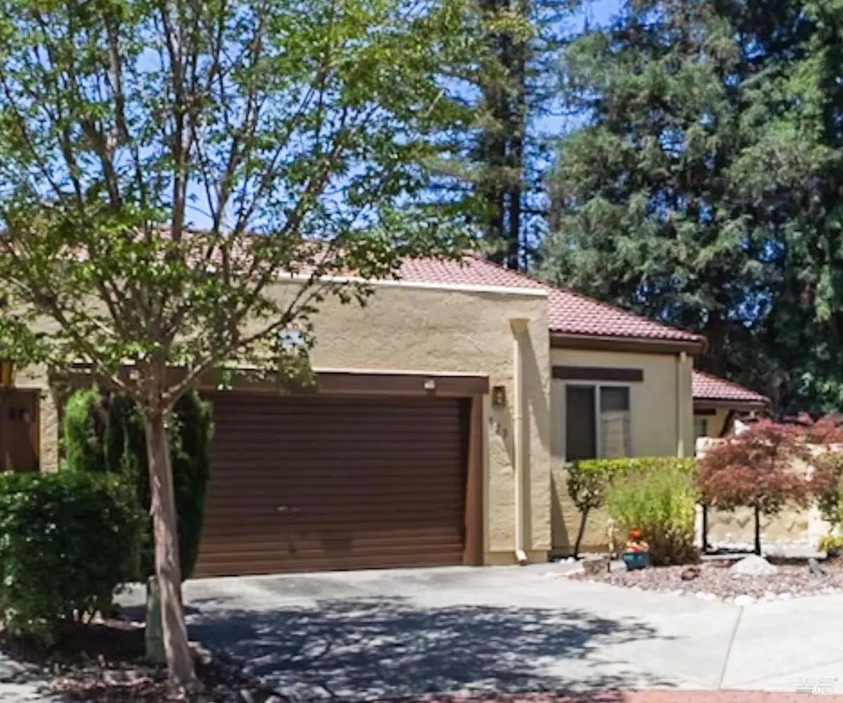 923 Shady Oak Drive, Santa Rosa, CA 95404 - Image #1