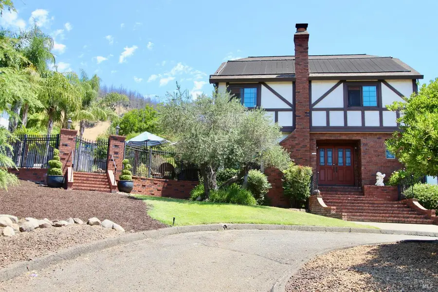 5243 Beaumont Way, Santa Rosa, CA 95409 - Image #2