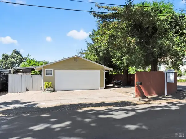 18004 Riverside Drive, Sonoma, CA 95476