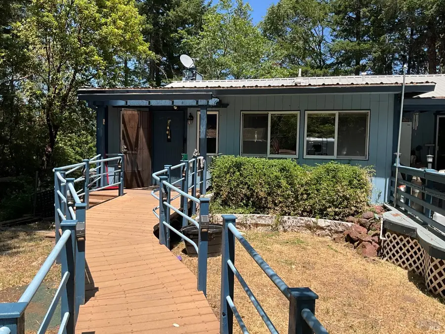 31300 Sherwood Road, Willits, CA 95490 - #3
