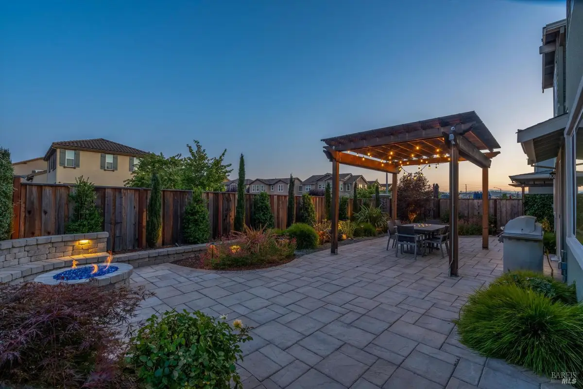 349 Vinterra Court, Napa, CA 94559 - Image #1