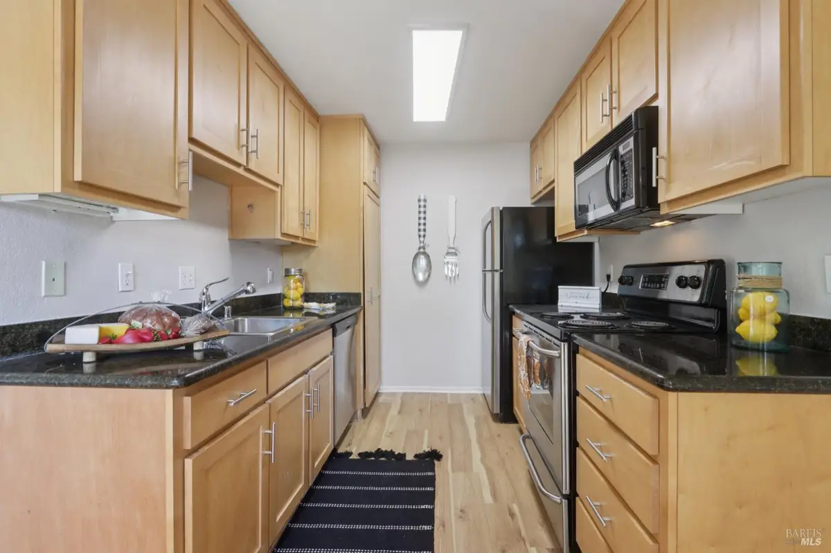 900 Cambridge Drive #51, Benicia, CA 94510 - Image #1