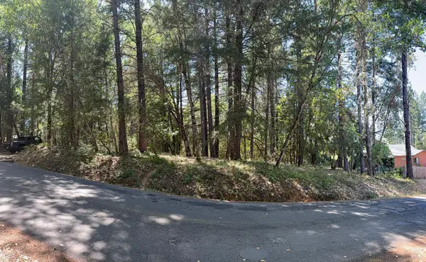 1655 Hilltop Drive, Willits, CA 95490