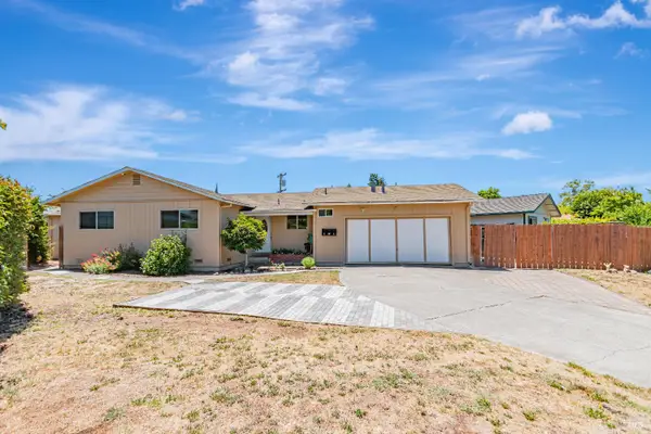 229 Arlen Drive, Rohnert Park, CA 94928