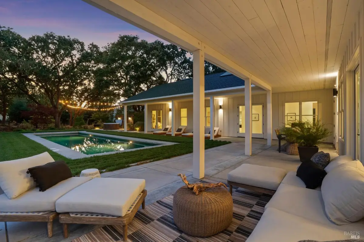 20685 5th Street E, Sonoma, CA 95476 - Image #1