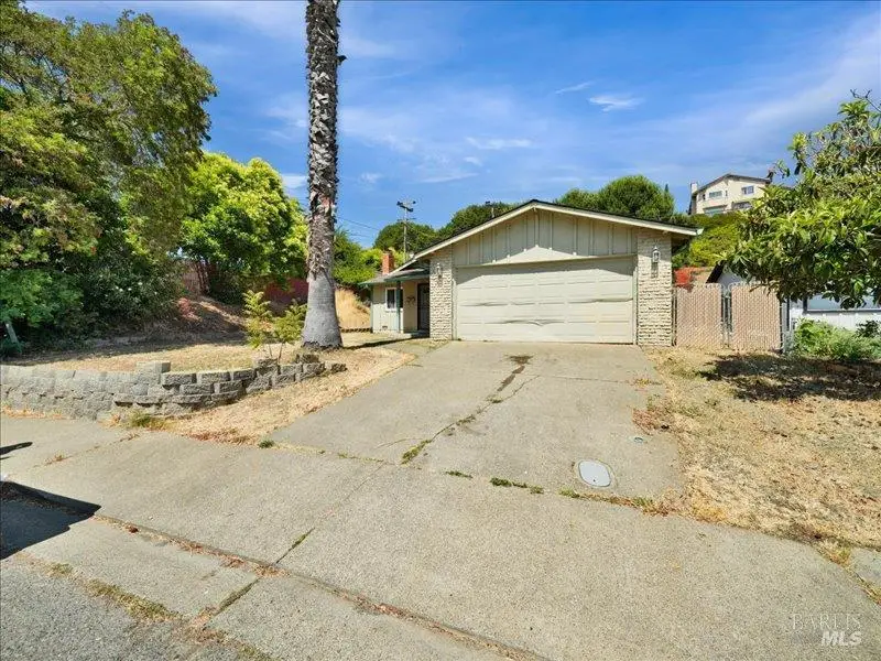 810 Stanford Drive, Vallejo, CA 94589 - Image #2