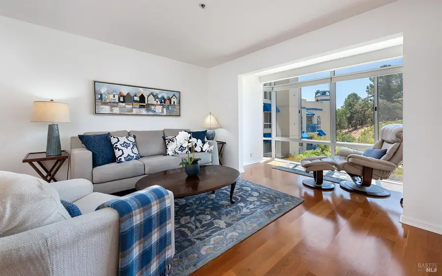 100 Thorndale Drive #205, San Rafael, CA 94903 - Image #2