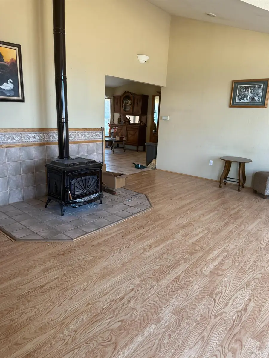 22751 Oak Lane, Covelo, CA 95428 - Image #2