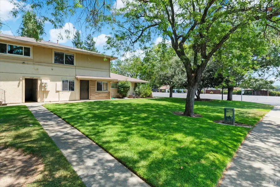 1967 Southwood Drive #2, Vacaville, CA 95687 - Image #3