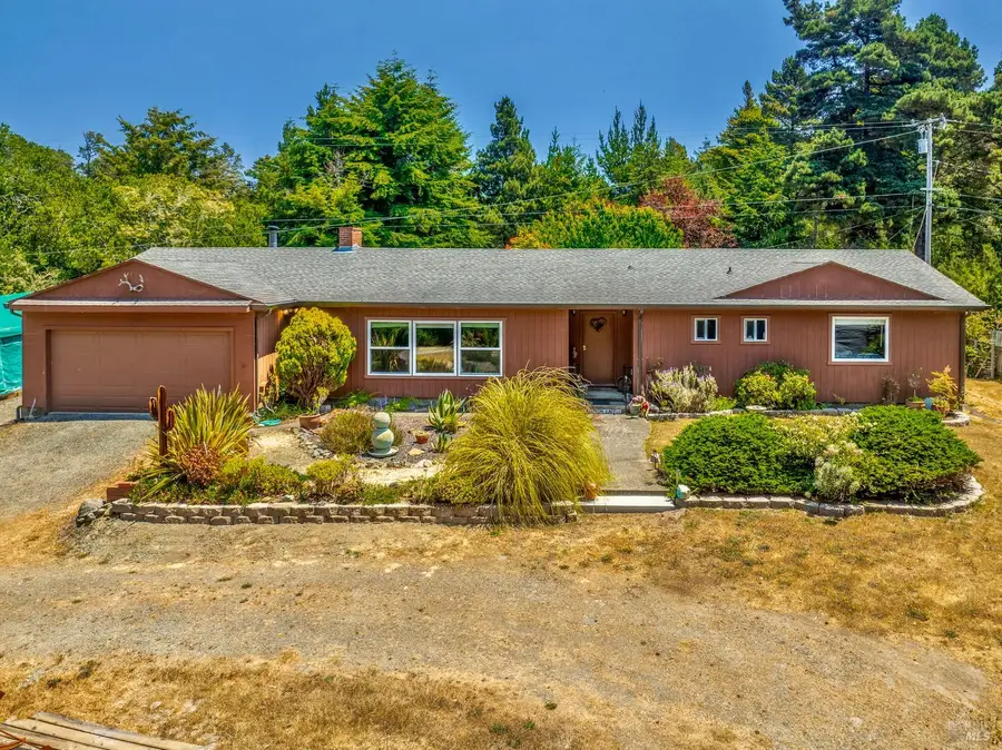 18841 Lahmon Lane, Fort Bragg, CA 95437 - Image #2