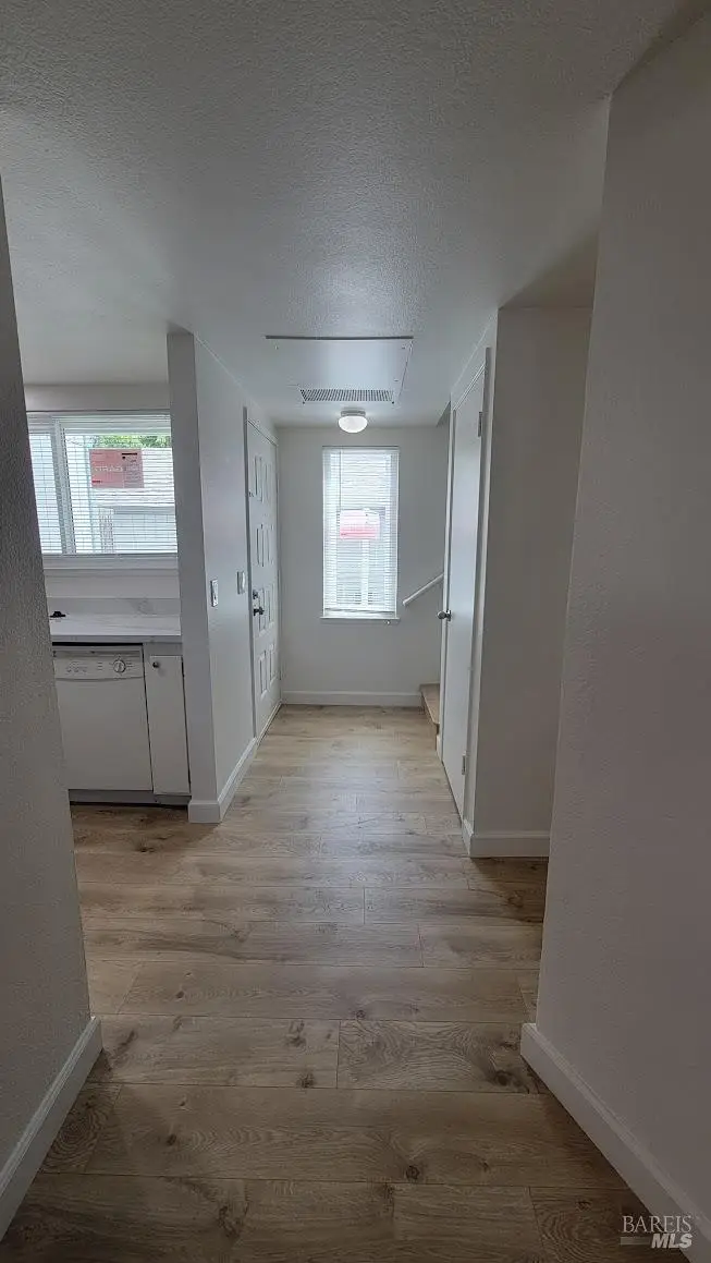 2305 Cross Avenue, Santa Rosa, CA 95401 - Image #3