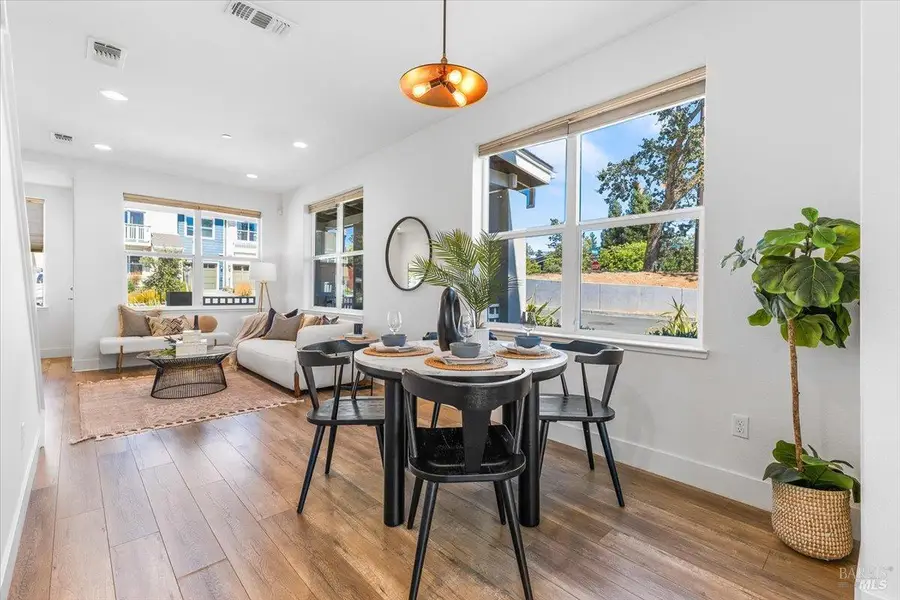 901 Prospect Avenue, Santa Rosa, CA 95409 - Image #2