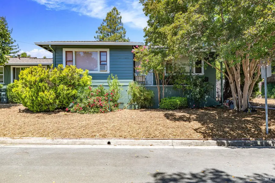 689 Plum Drive, Santa Rosa, CA 95404 - Image #2