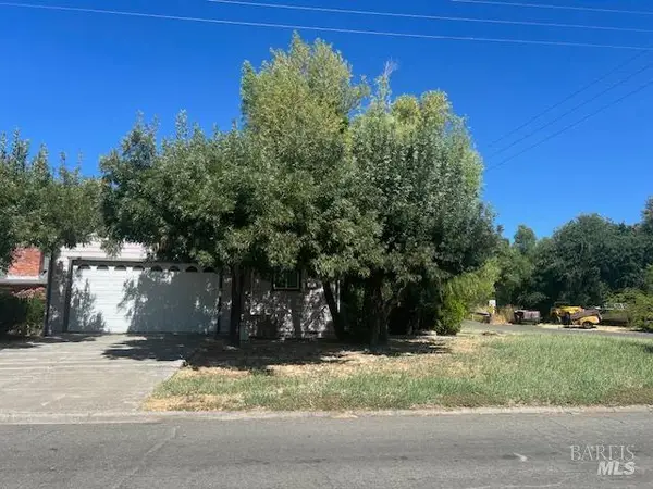 545 Keys Boulevard, Clearlake Oaks, CA 95423