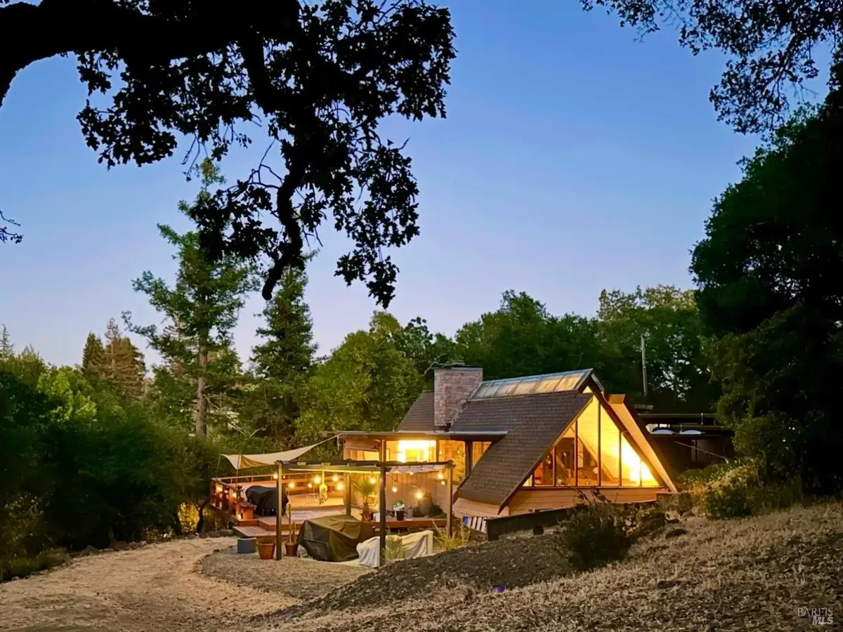 2140 Hyland Court, Santa Rosa, CA 95404 - Image #1